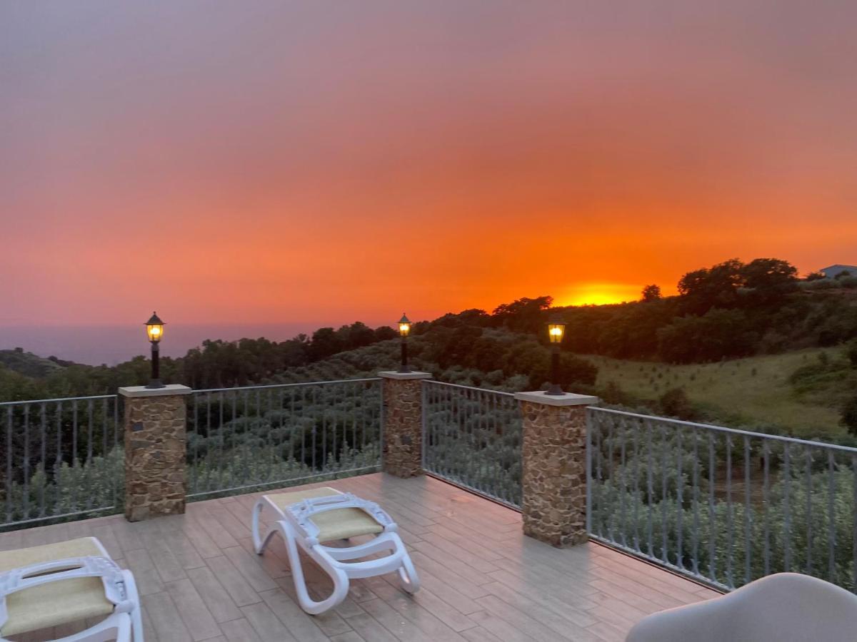 Bed and Breakfast Casale Calabria Джиццерія Екстер'єр фото